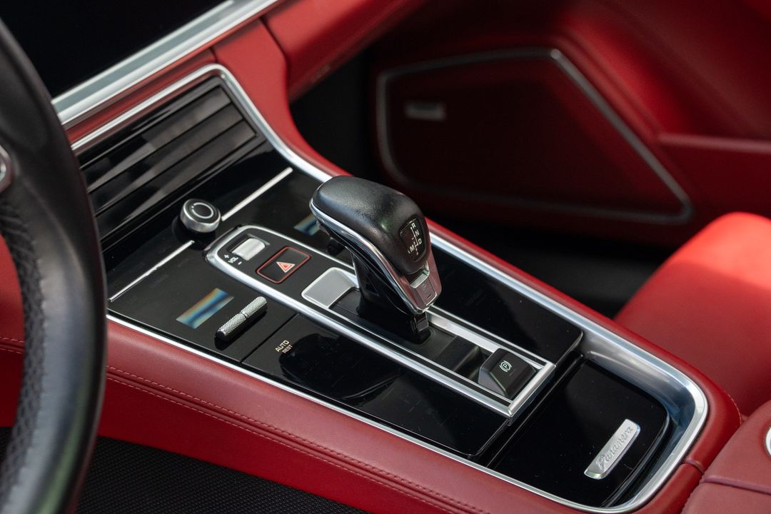 2020 Porsche Panamera
