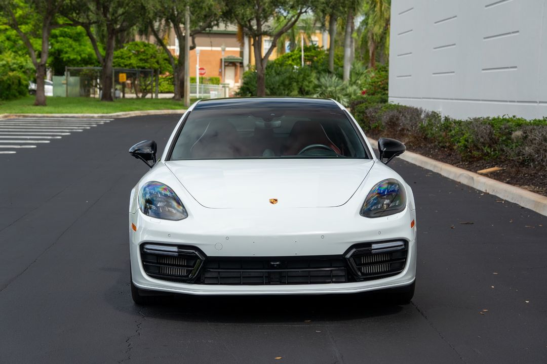 2020 Porsche Panamera