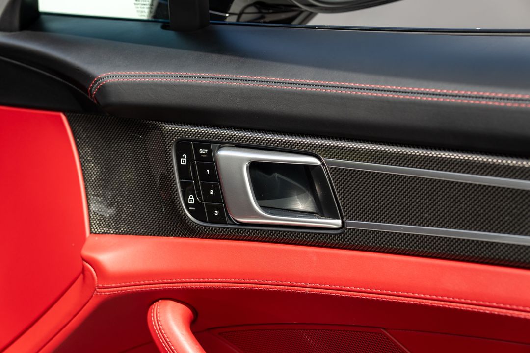 2020 Porsche Panamera