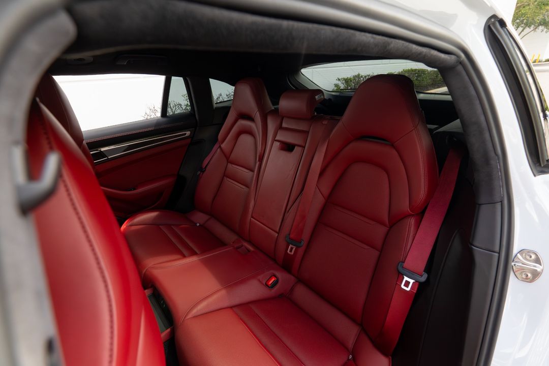 2020 Porsche Panamera