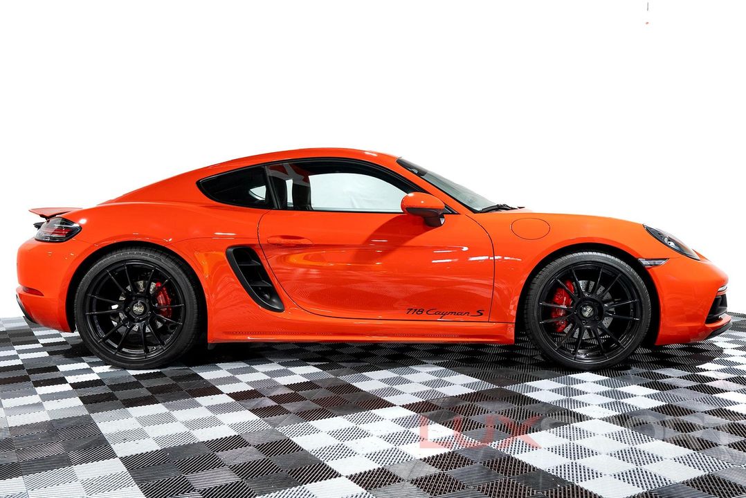 2018 Porsche 718 Cayman