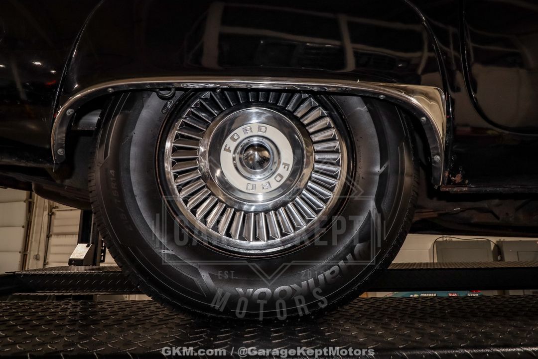 1957 Ford Thunderbird