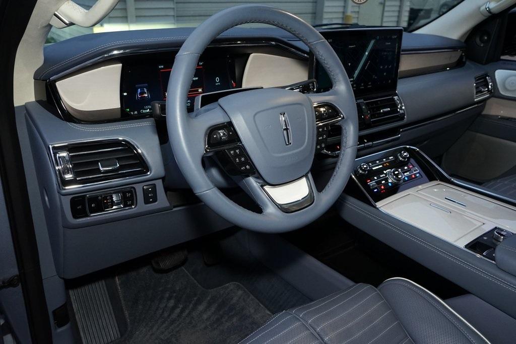 2024 Lincoln Navigator