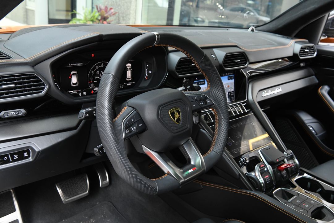 2024 Lamborghini Urus