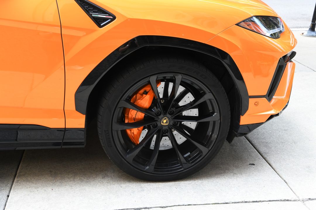 2024 Lamborghini Urus