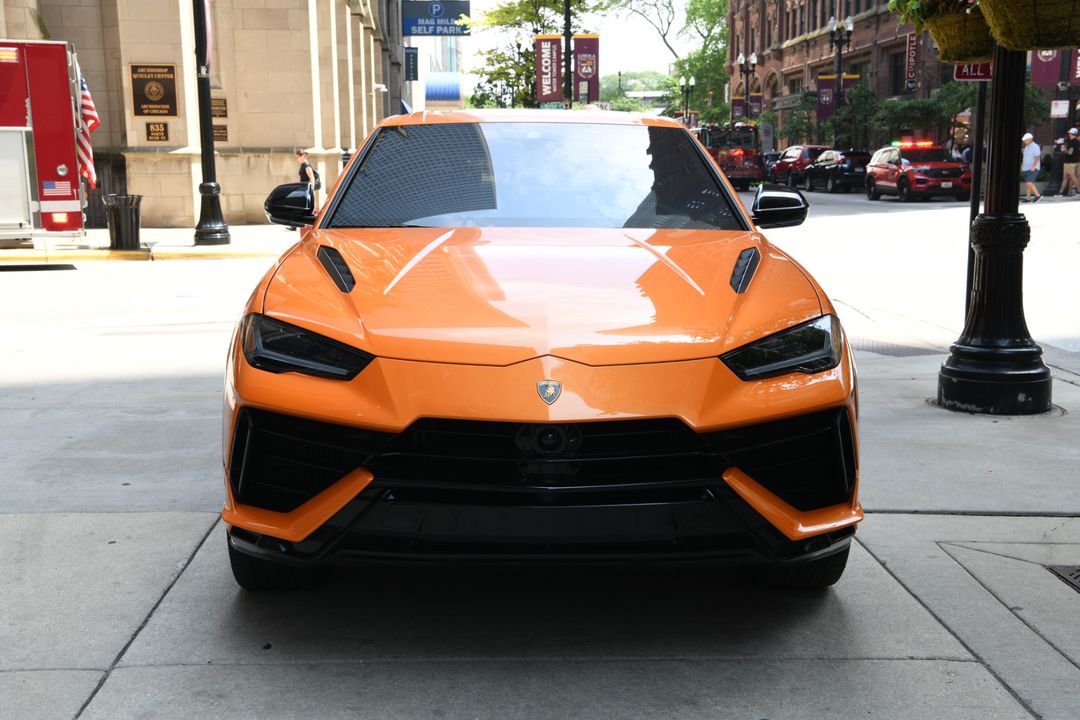 2024 Lamborghini Urus