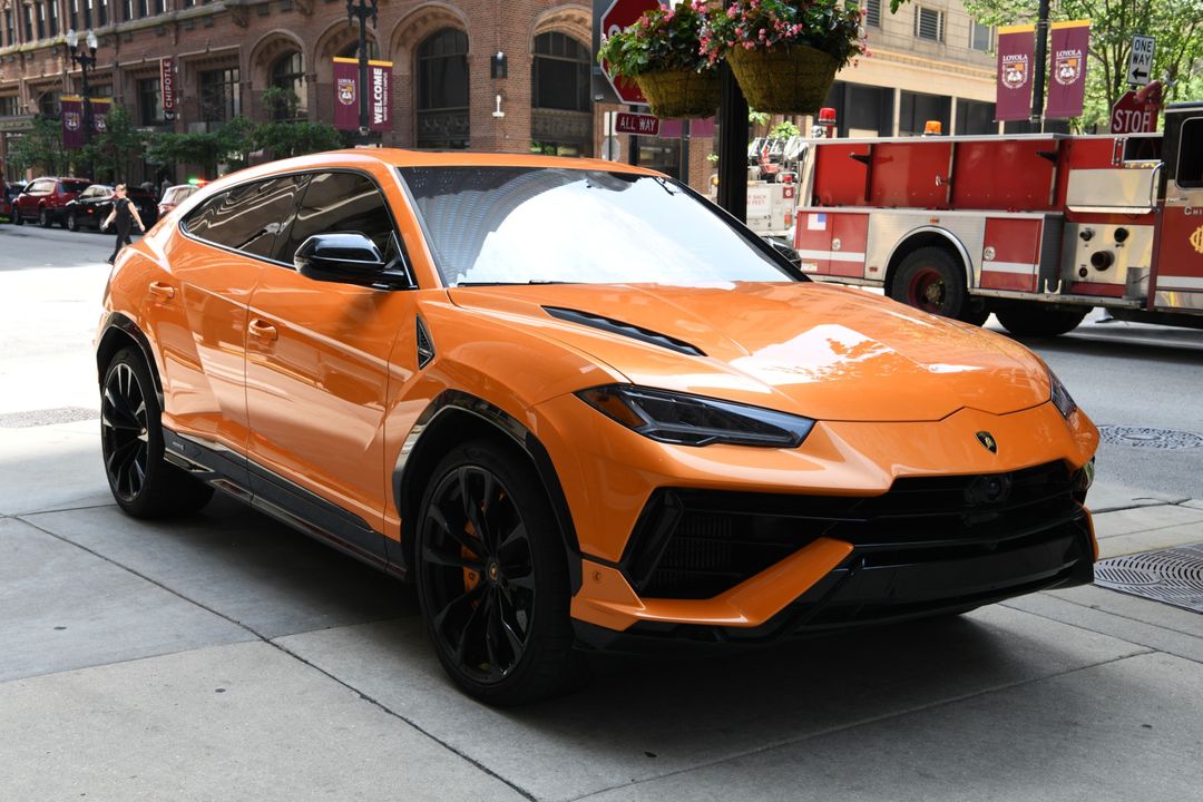 2024 Lamborghini Urus