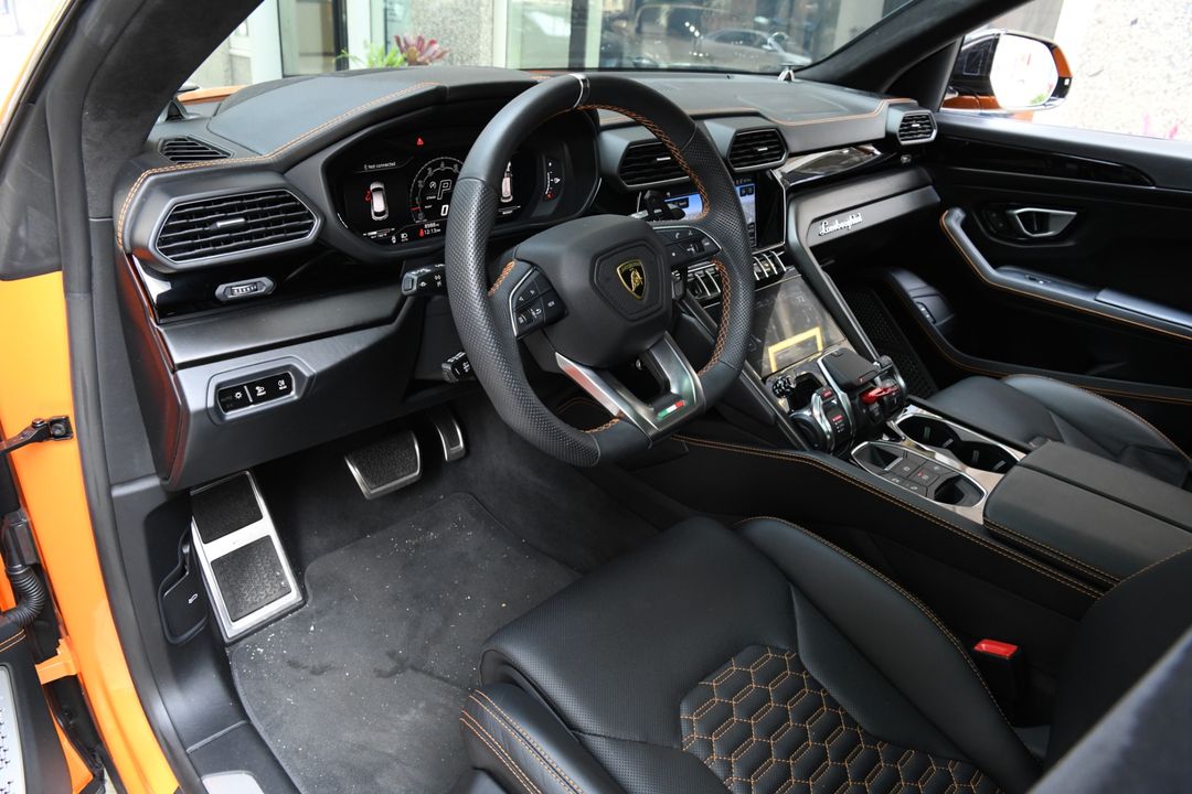 2024 Lamborghini Urus