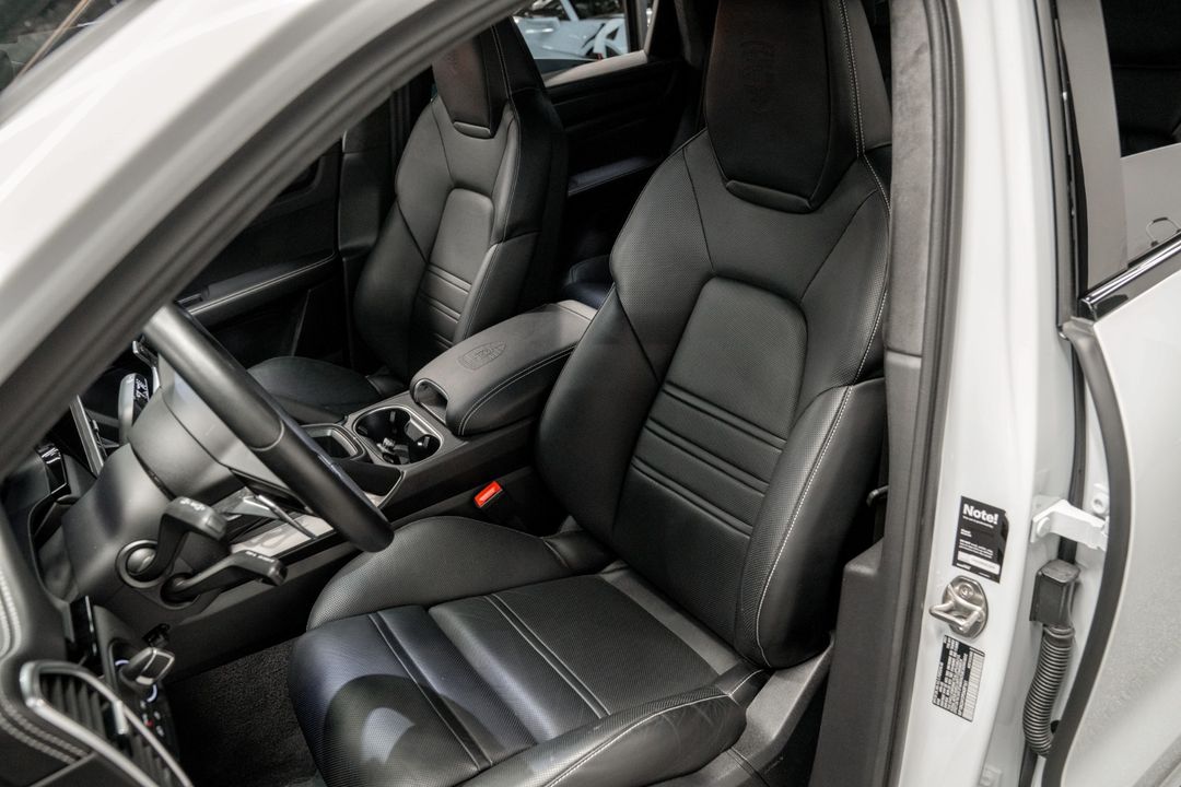2023 Porsche Cayenne