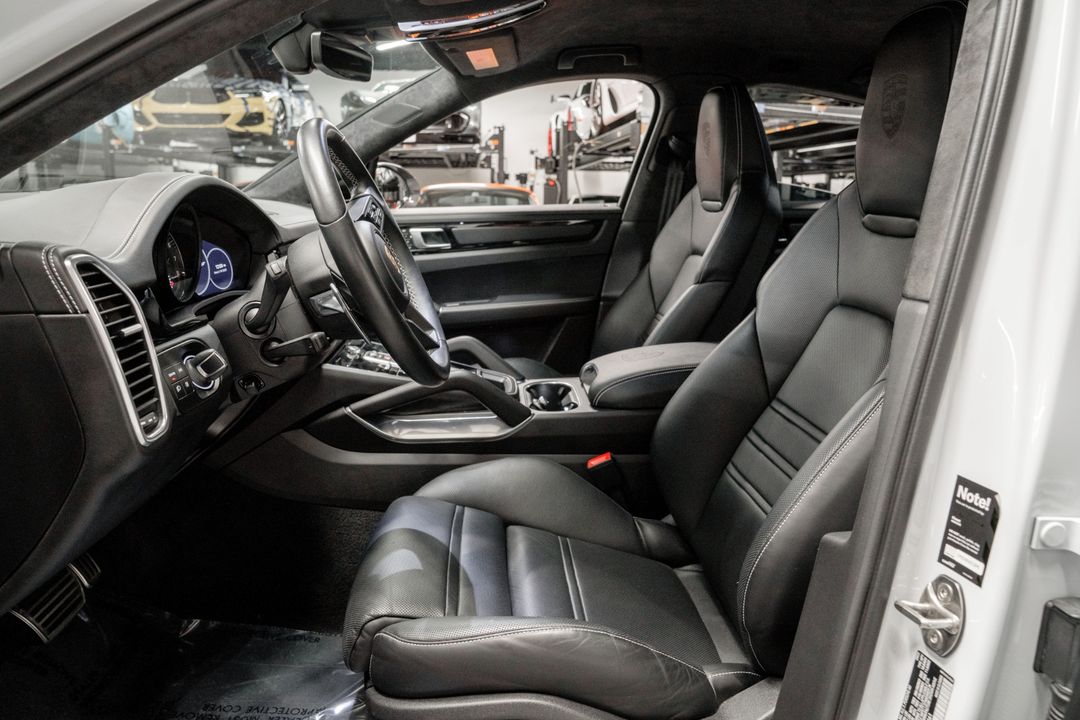 2023 Porsche Cayenne