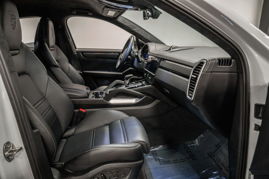 2023 Porsche Cayenne