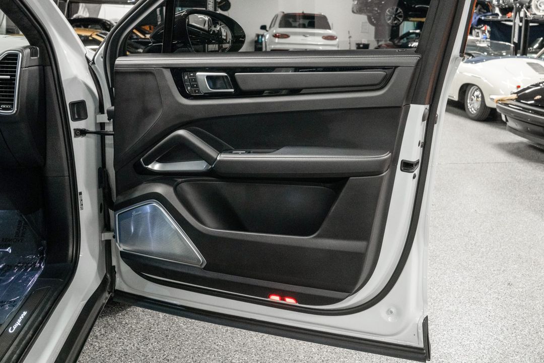 2023 Porsche Cayenne