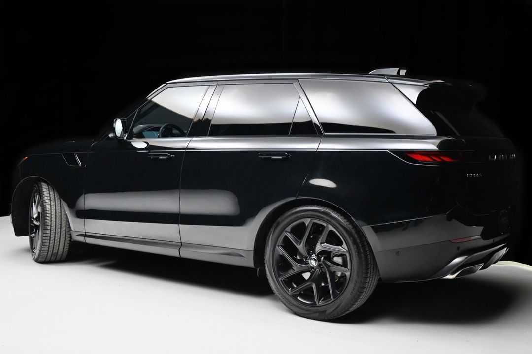 2025 Land Rover Range Rover Sport