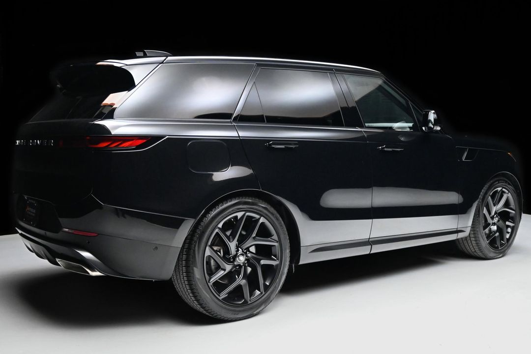 2025 Land Rover Range Rover Sport