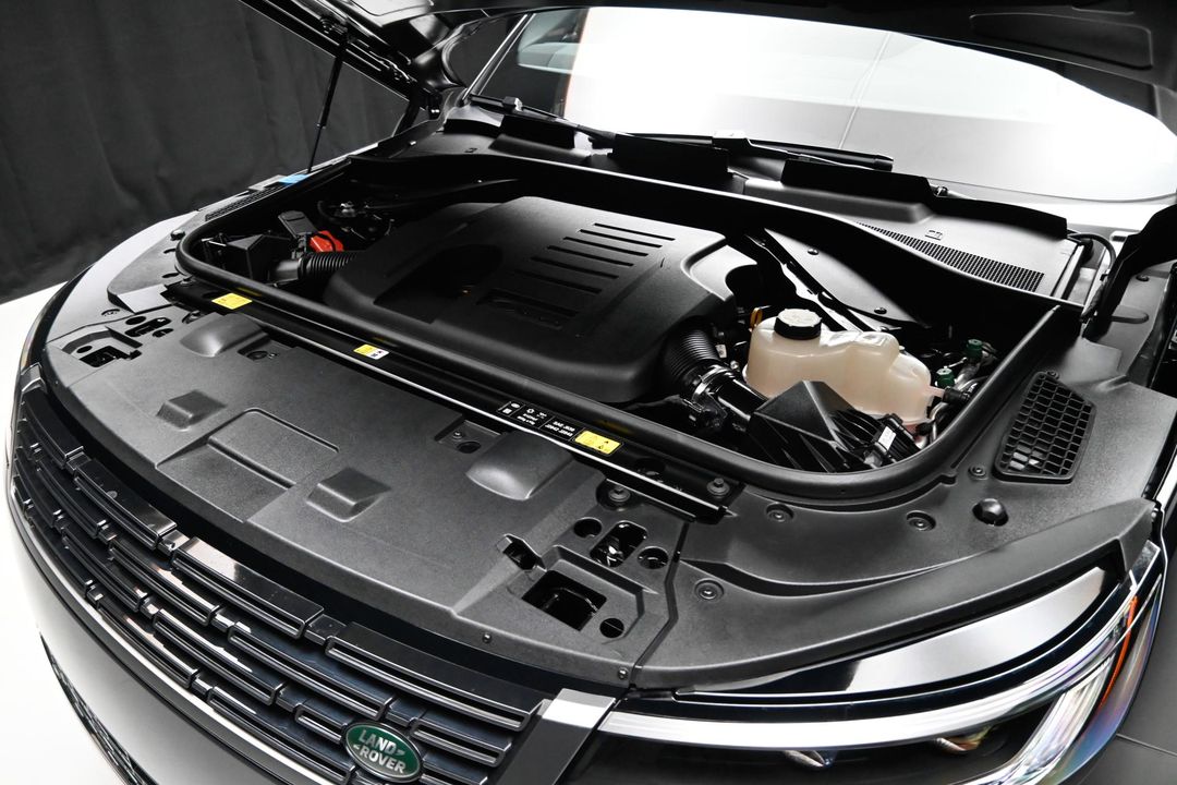 2025 Land Rover Range Rover Sport