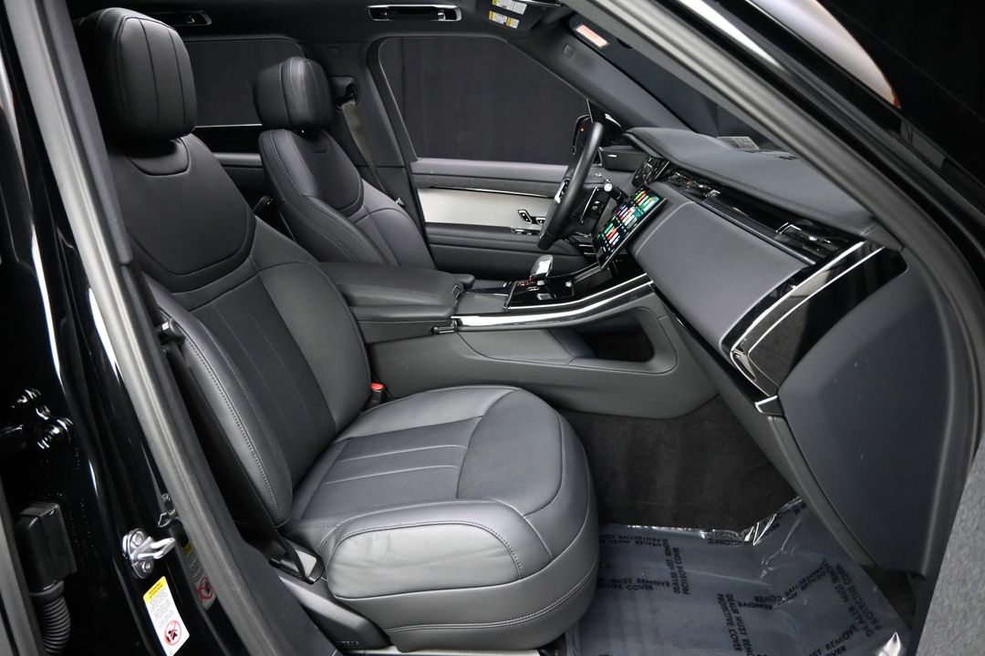 2025 Land Rover Range Rover Sport