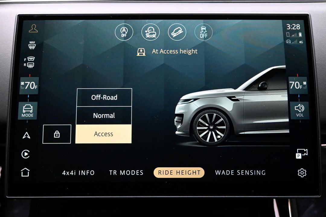 2025 Land Rover Range Rover Sport