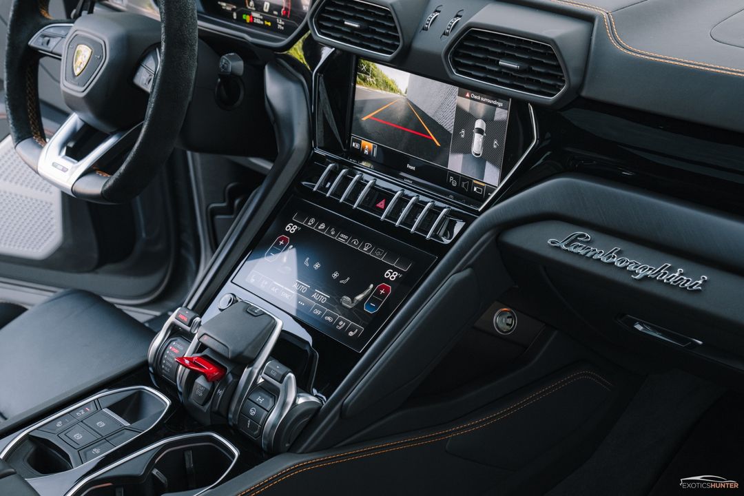2022 Lamborghini Urus