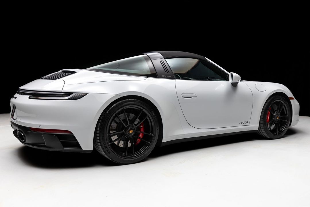 2023 Porsche 911