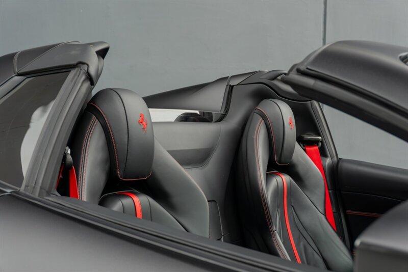 2021 Ferrari 812 GTS