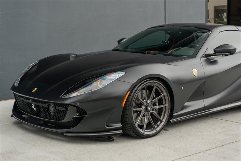 2021 Ferrari 812 GTS
