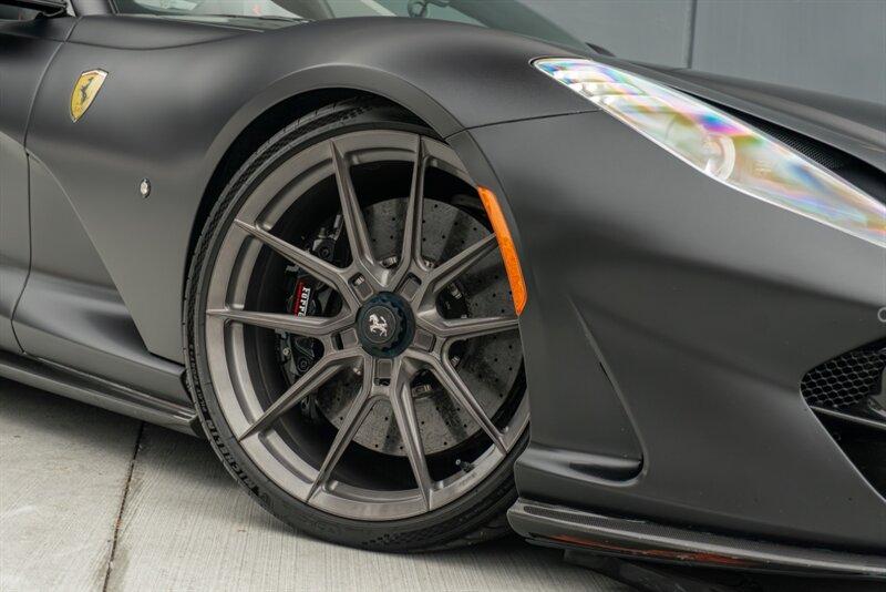 2021 Ferrari 812 GTS