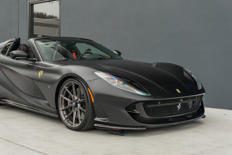 2021 Ferrari 812 GTS