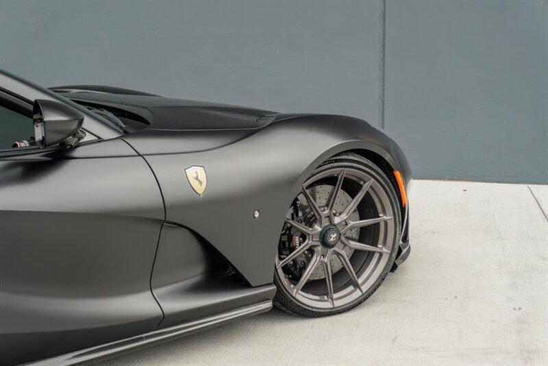 2021 Ferrari 812 GTS