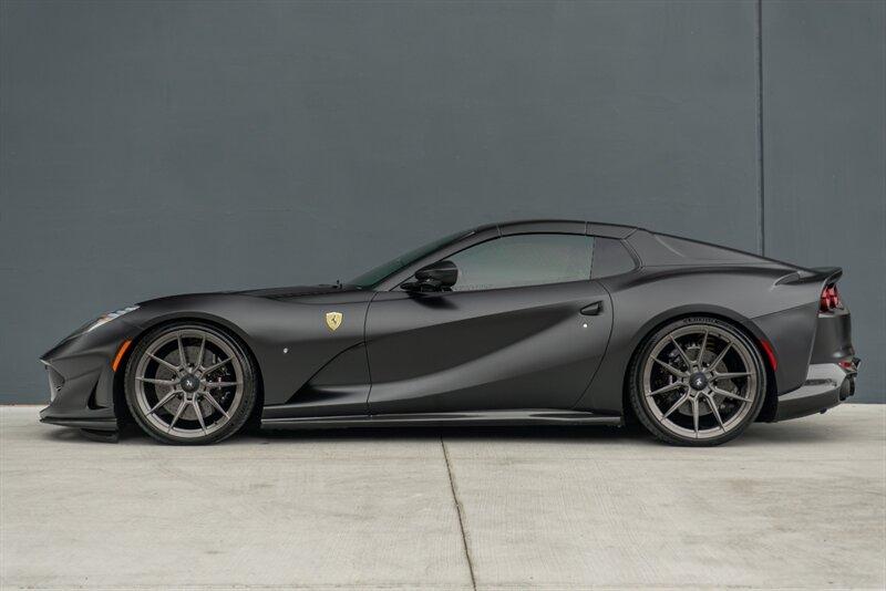 2021 Ferrari 812 GTS