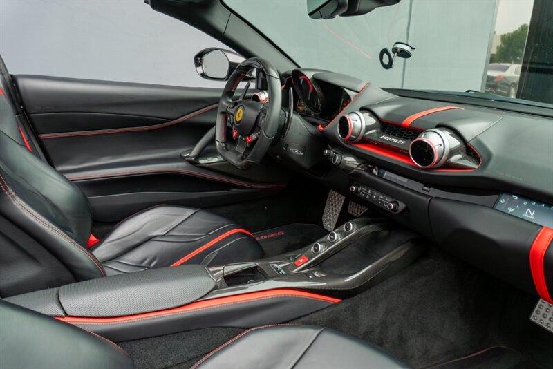 2021 Ferrari 812 GTS