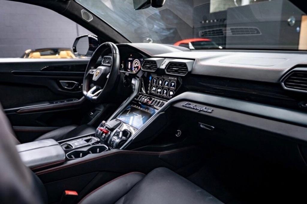 2021 Lamborghini Urus
