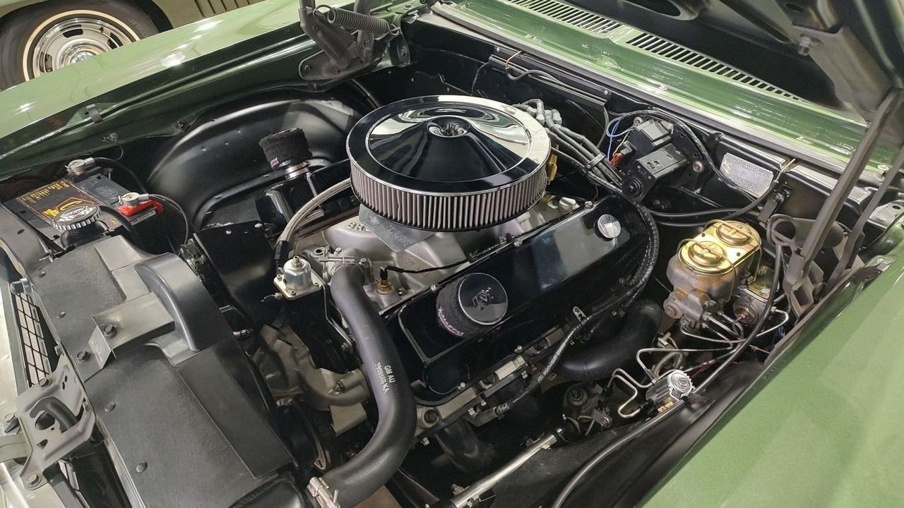 1970 Chevrolet Nova aka Plain Jane 565c.i. TH400 14k original paint, original interior