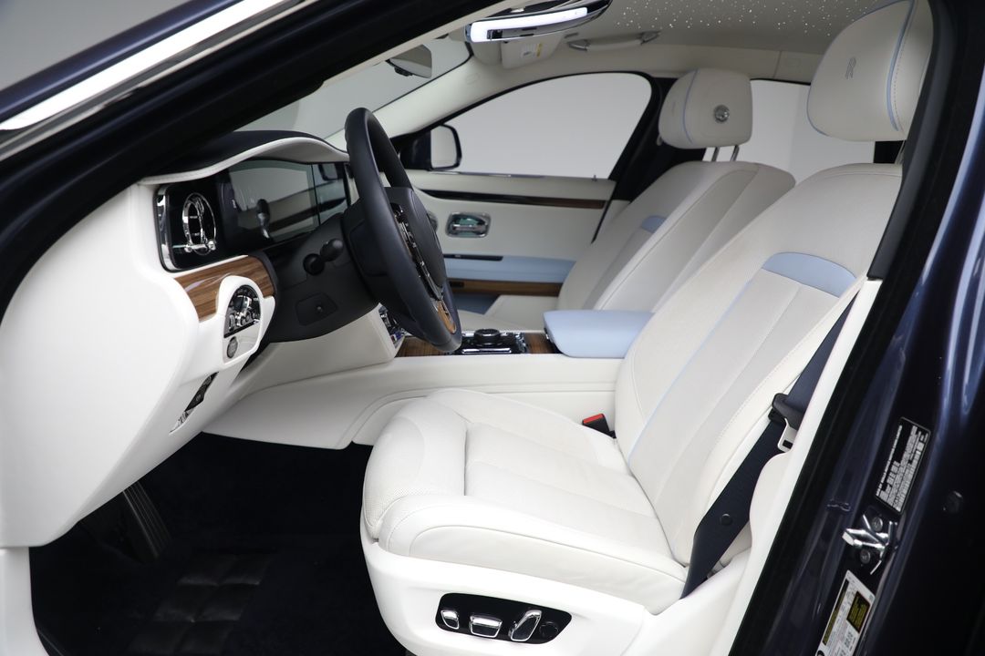2025 Rolls-Royce Ghost