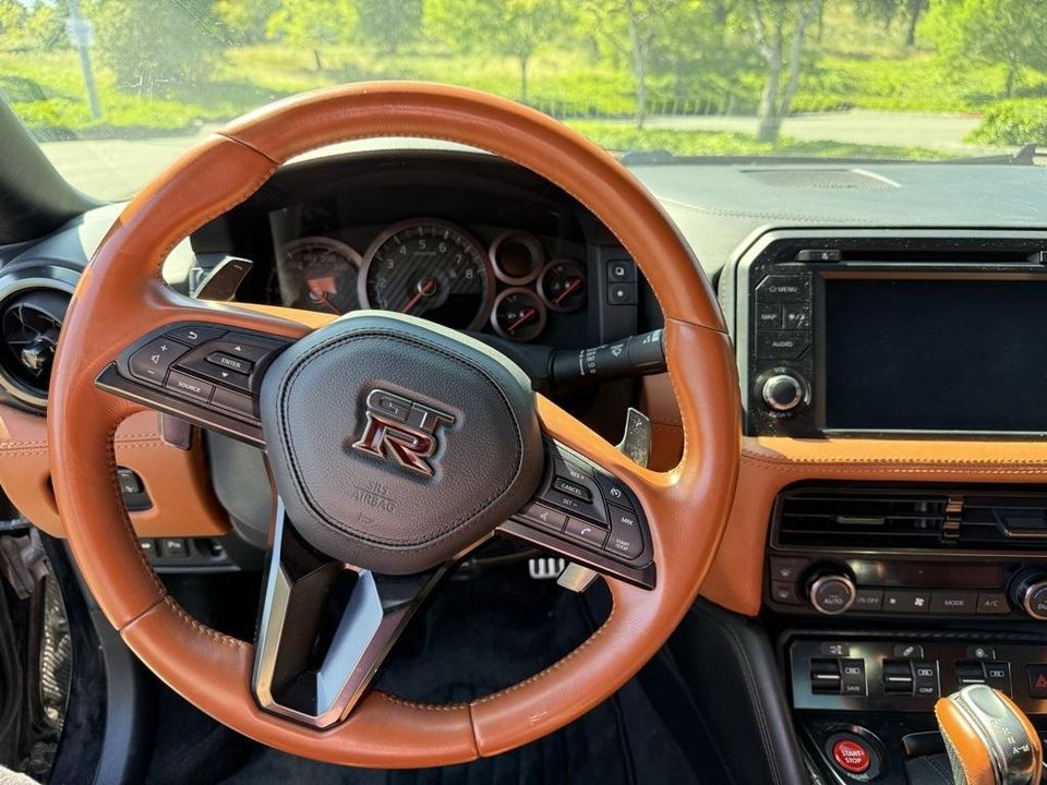 2017 Nissan GT-R