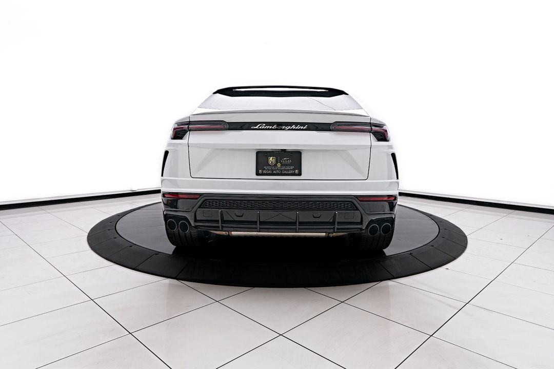 2022 Lamborghini Urus