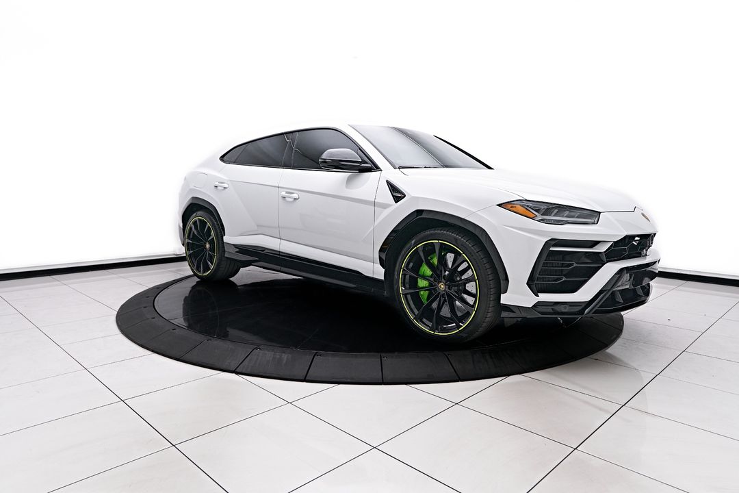 2022 Lamborghini Urus