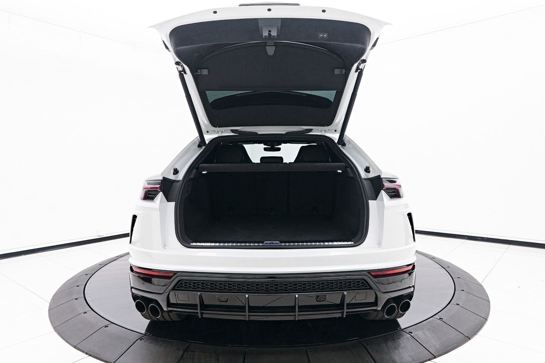 2022 Lamborghini Urus