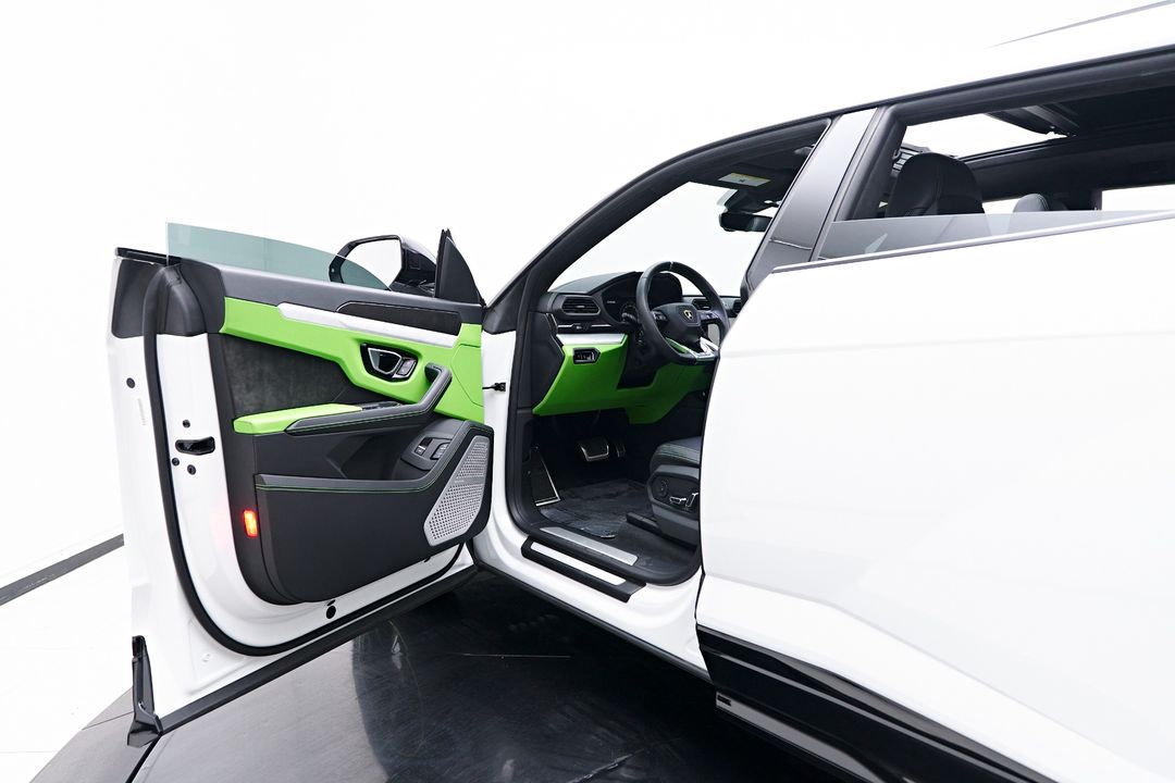 2022 Lamborghini Urus