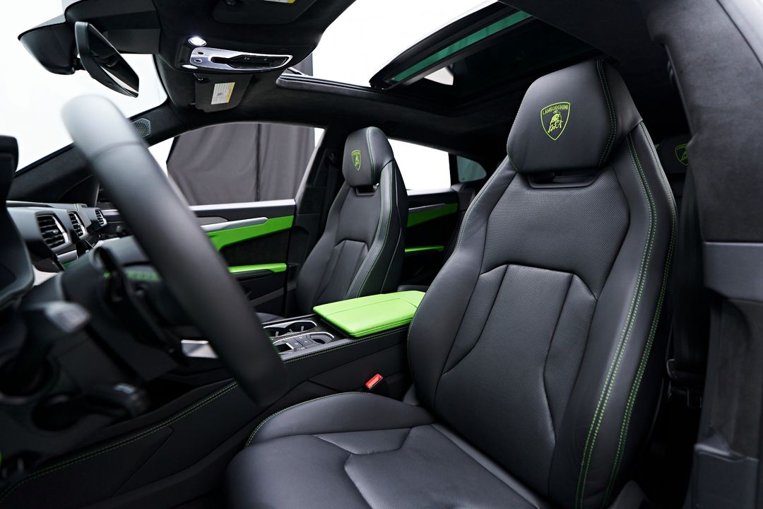 2022 Lamborghini Urus