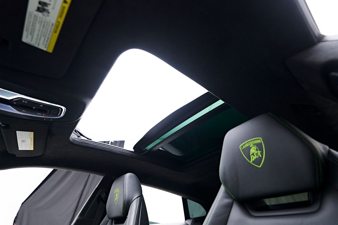 2022 Lamborghini Urus