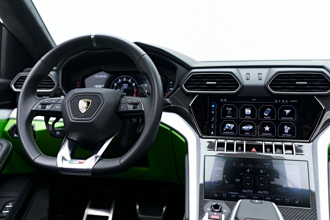 2022 Lamborghini Urus