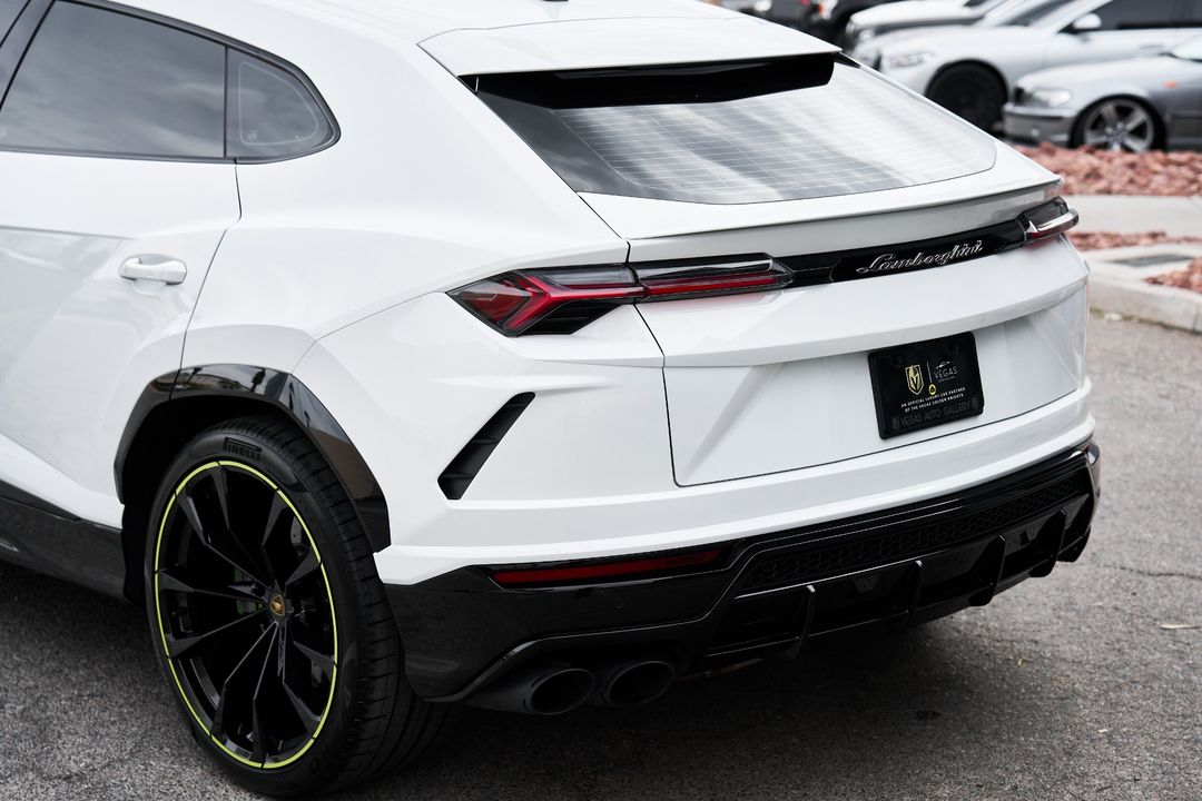 2022 Lamborghini Urus