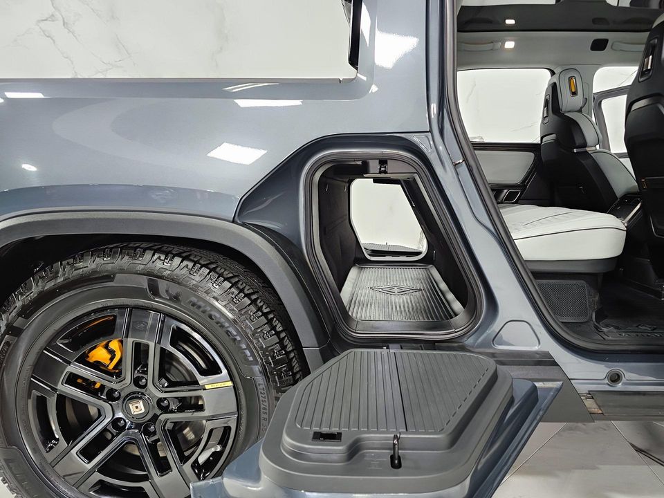 2022 Rivian R1T