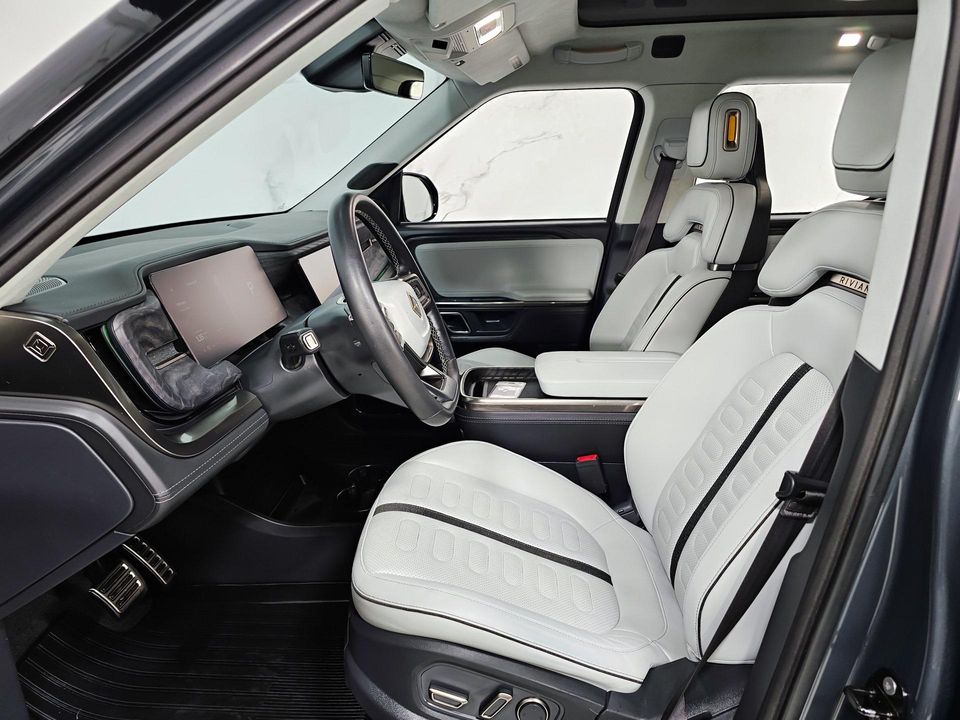 2022 Rivian R1T