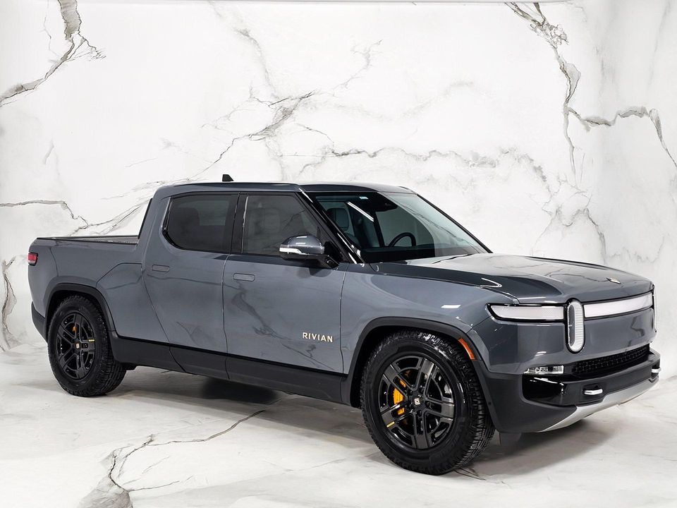 2022 Rivian R1T