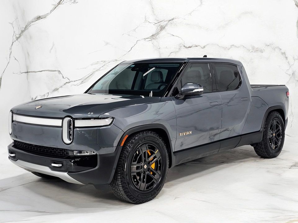 2022 Rivian R1T