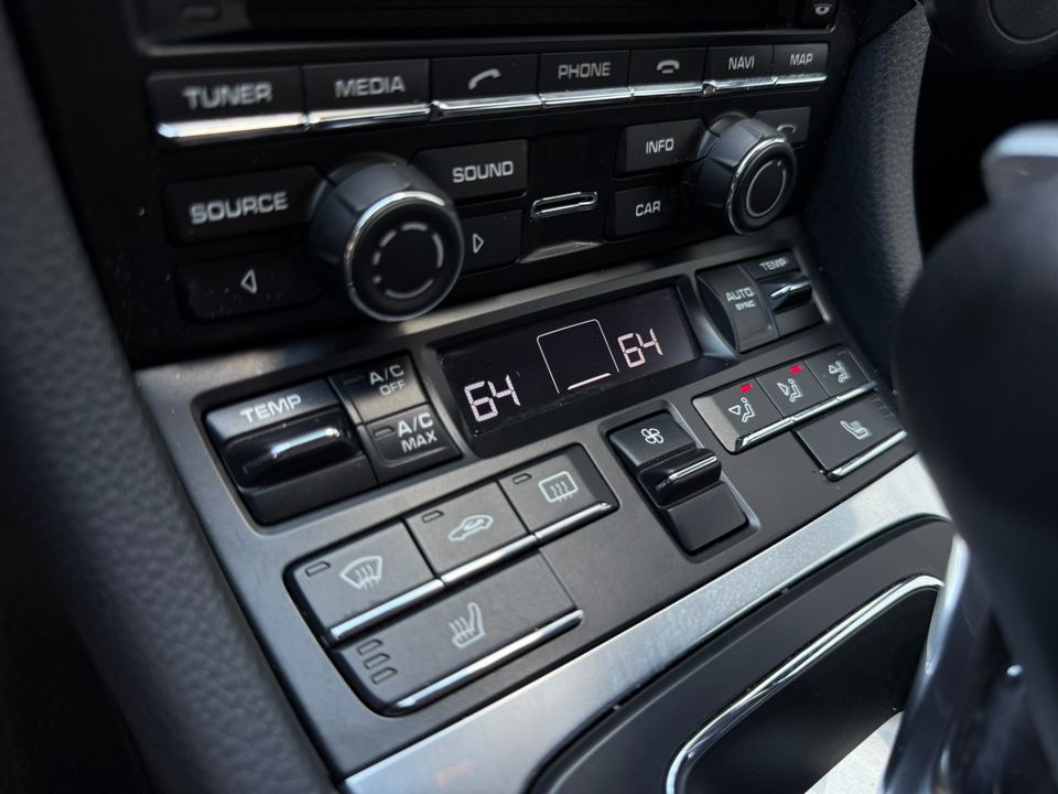 2014 Porsche Cayman