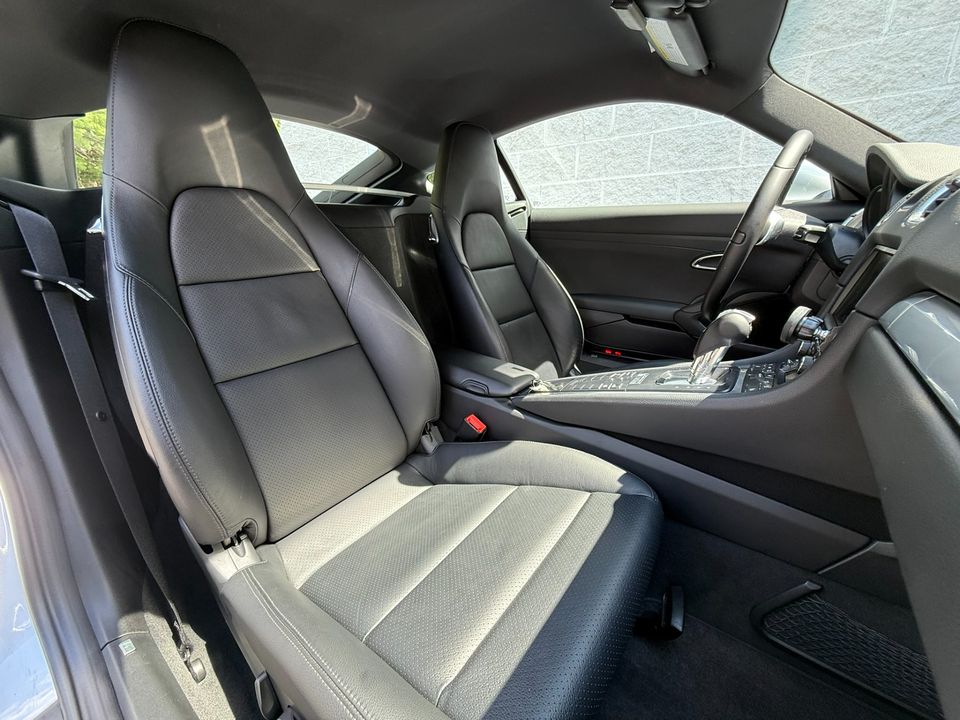 2014 Porsche Cayman