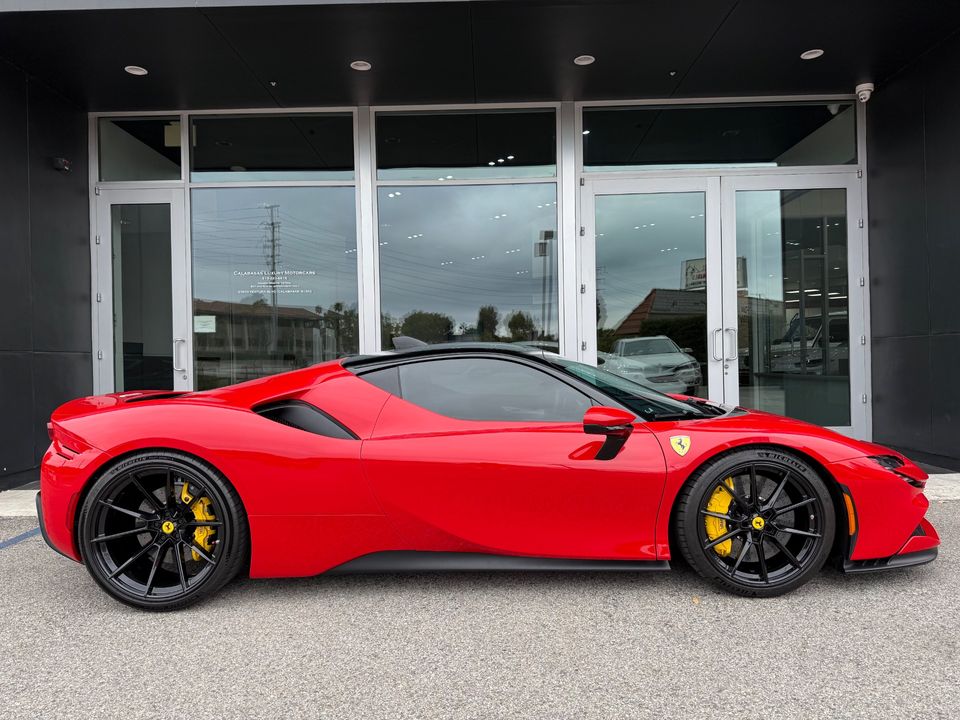 2022 Ferrari SF90 Stradale
