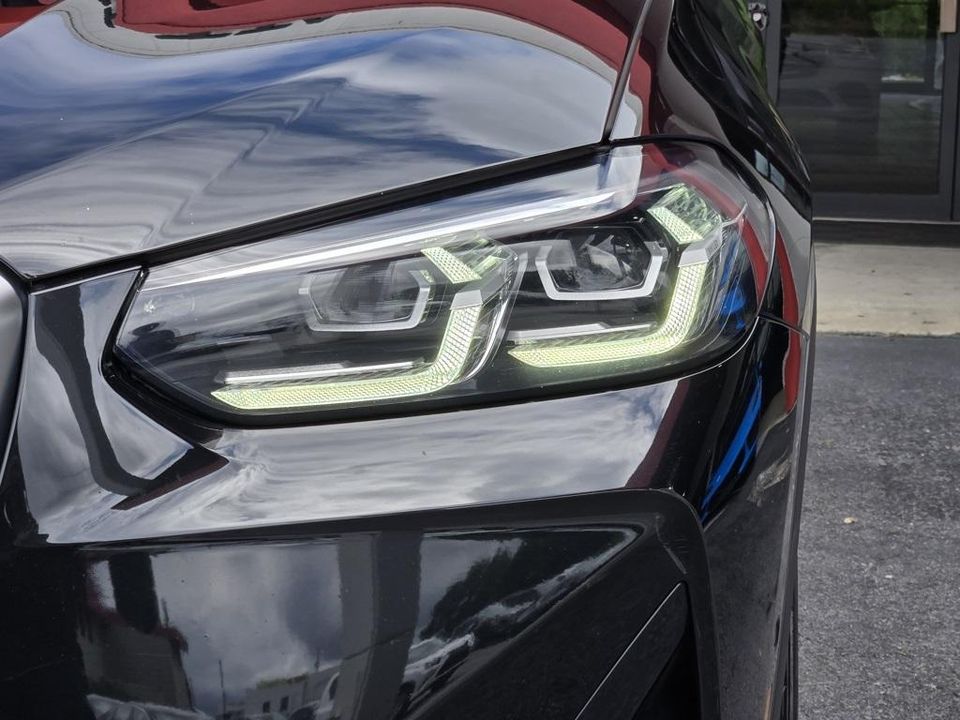 2023 BMW X4